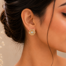 Veda Charming Blossom Gold Earrings