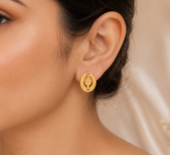 Zoya Minimal Oval Gold Earrings