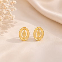 Zoya Minimal Oval Gold Earrings