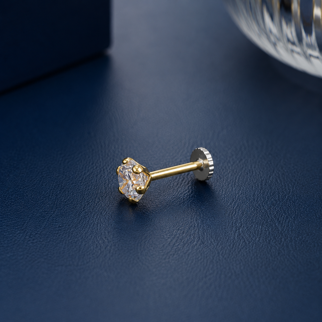 Aarohi Radiant Prism Gold Nose Pin