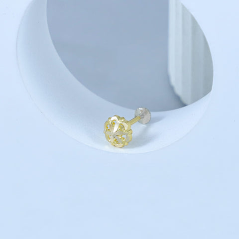 Pihu Floral Radiance Gold Nose Pin