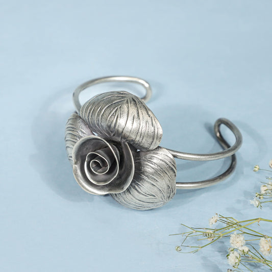 Mansi Beautiful Silver Cuff Bracelet