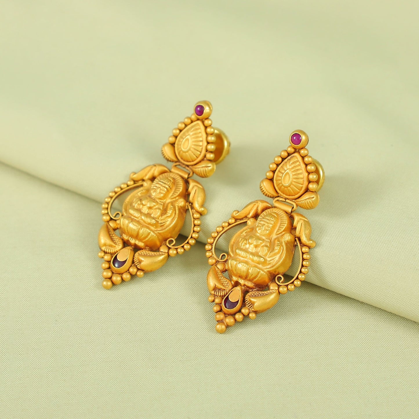 Priyanshi Traditional Gold Earrings