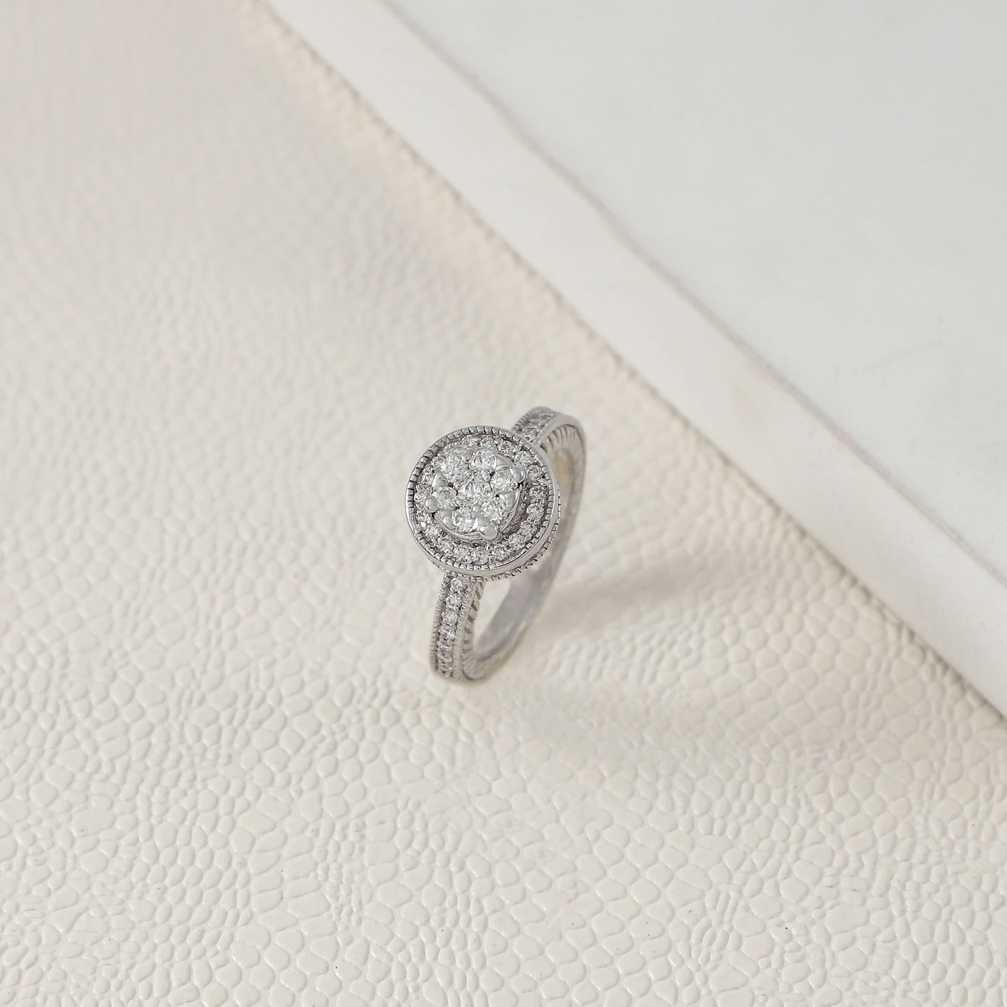 Aahana Divine Diamond Ring