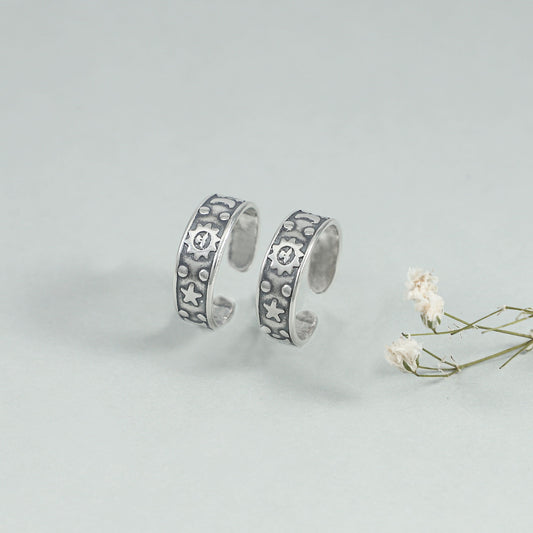 Thrilling Silver Toe Rings