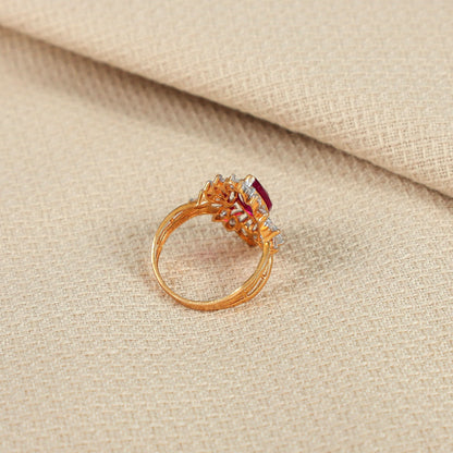 Naira Elegant Gold Ring