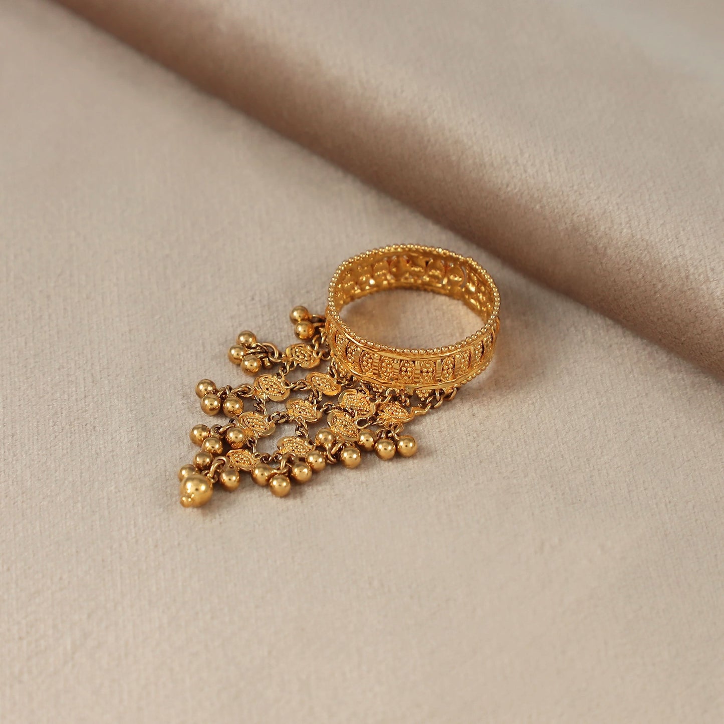 Kavya Modern Gold Ring