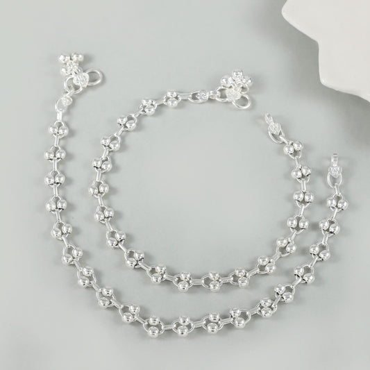 Amiya Silver Anklets