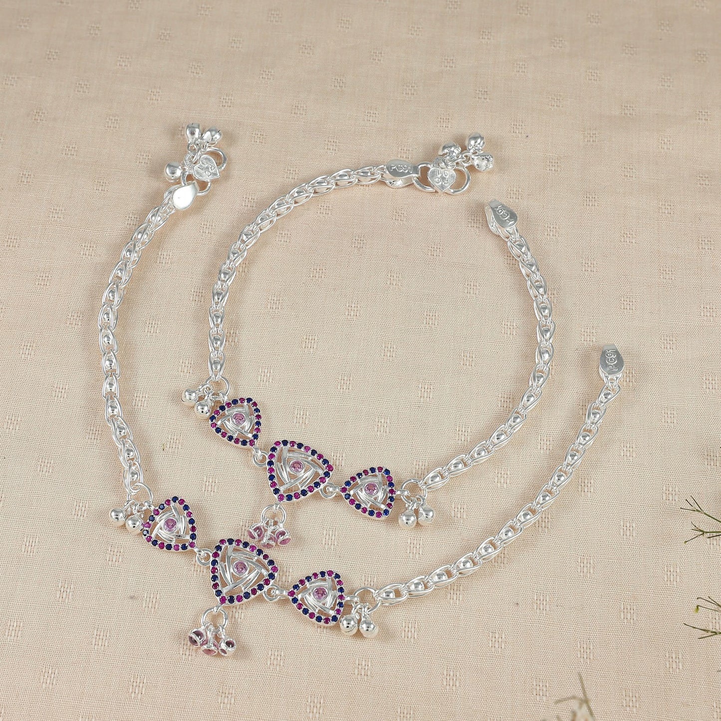 Avyukt Silver Anklets