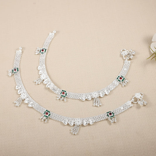 Saanvi Silver Anklets