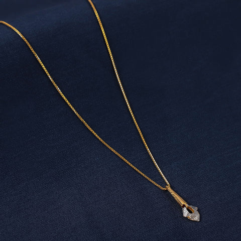Kanika Dual Tone Gold Pendant Chain