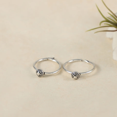 Pleasing Silver Toe Rings