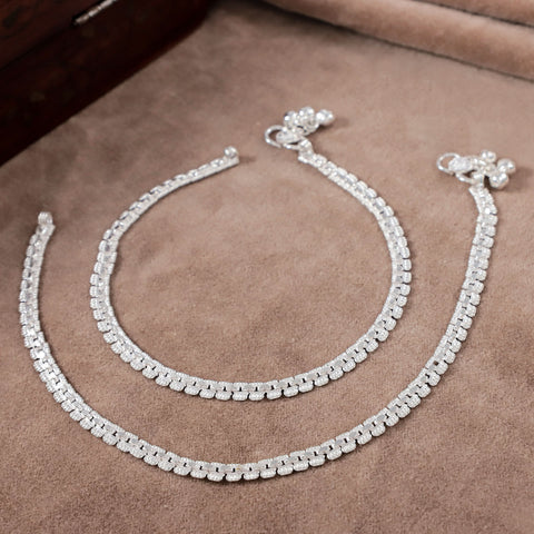 Dhwani Radiant Silver Lines Anklets