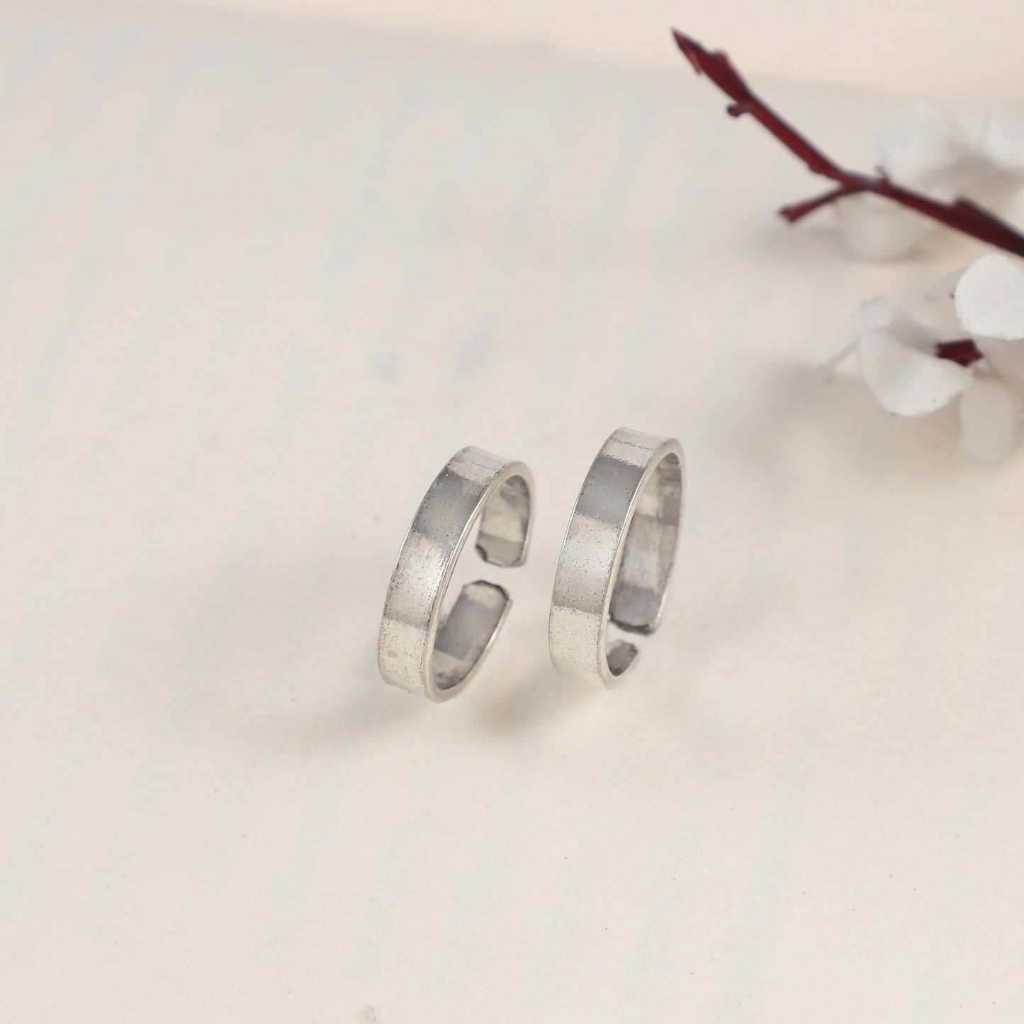 Aahana Silver Toe Rings