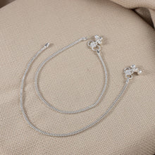 Reva Shiny Weave Design Silver Anklets