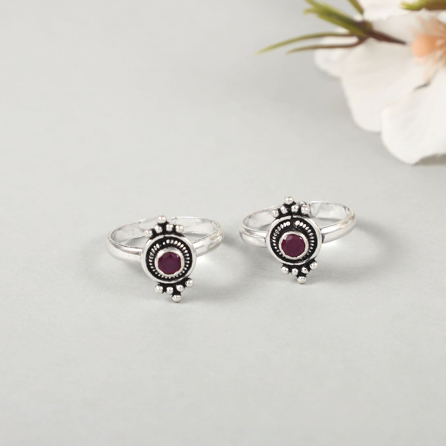 Aakanksha Silver Toe Rings