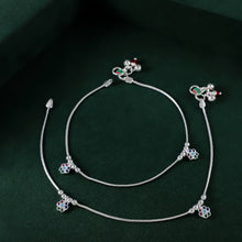 Reeva Graceful Silver Blossom Silver Anklets