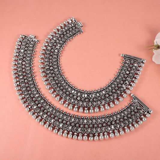 Navika Heavy Bridal Silver Payal