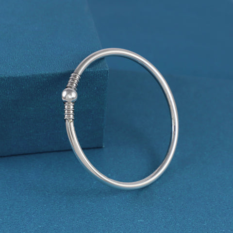 Tanvi Gentleman Silver Bangle