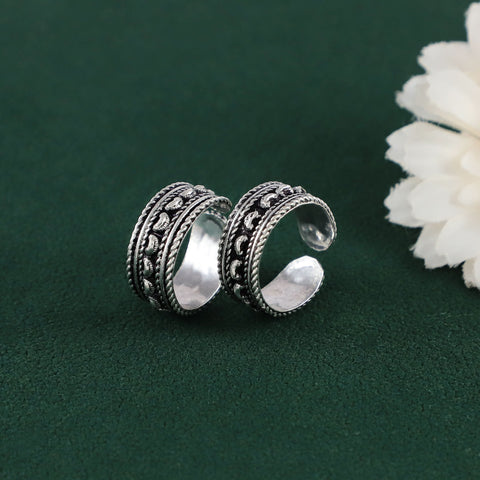 Rhea Antique Pattern Silver Toe Rings