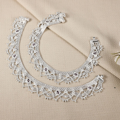 Aarushi Jhalar Silver Anklets