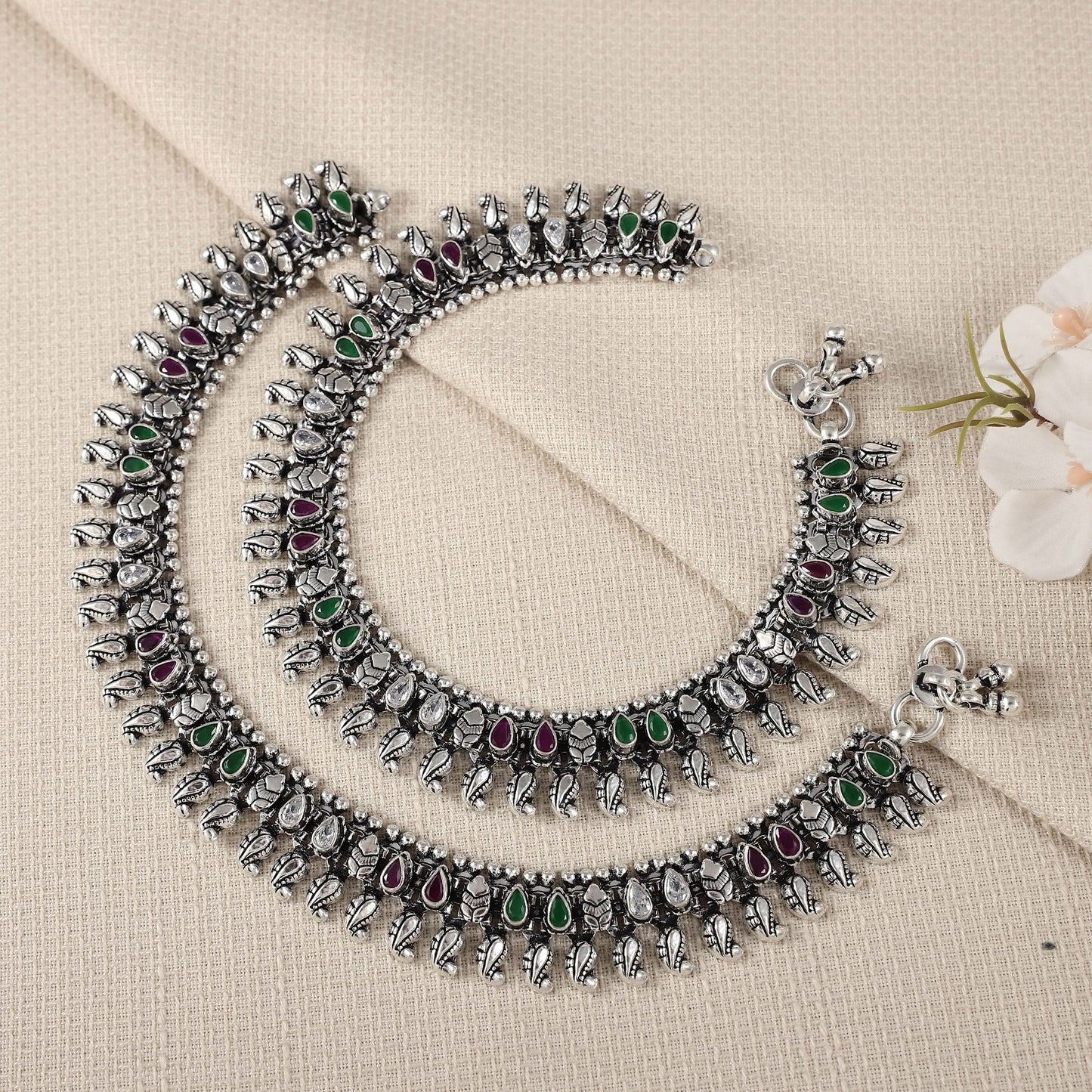 Komal Pretty Silver Anklets