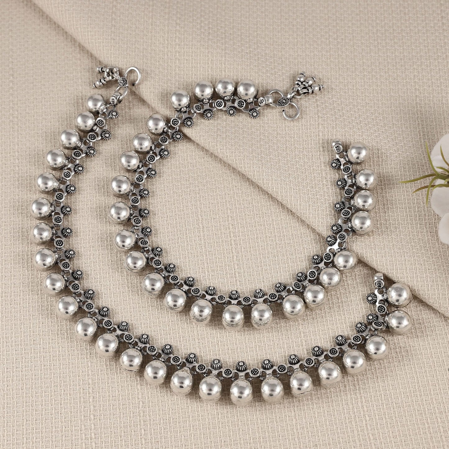 Apurva Silver Anklets