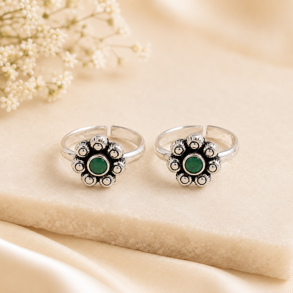 Sheena Green Bloom Silver Toe Rings