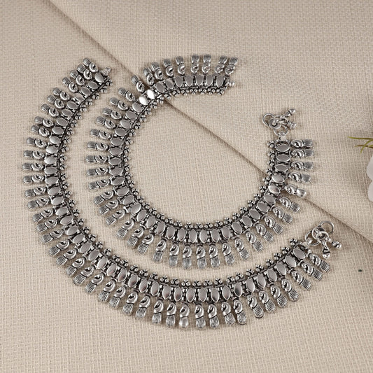 Manisha Silver Anklets