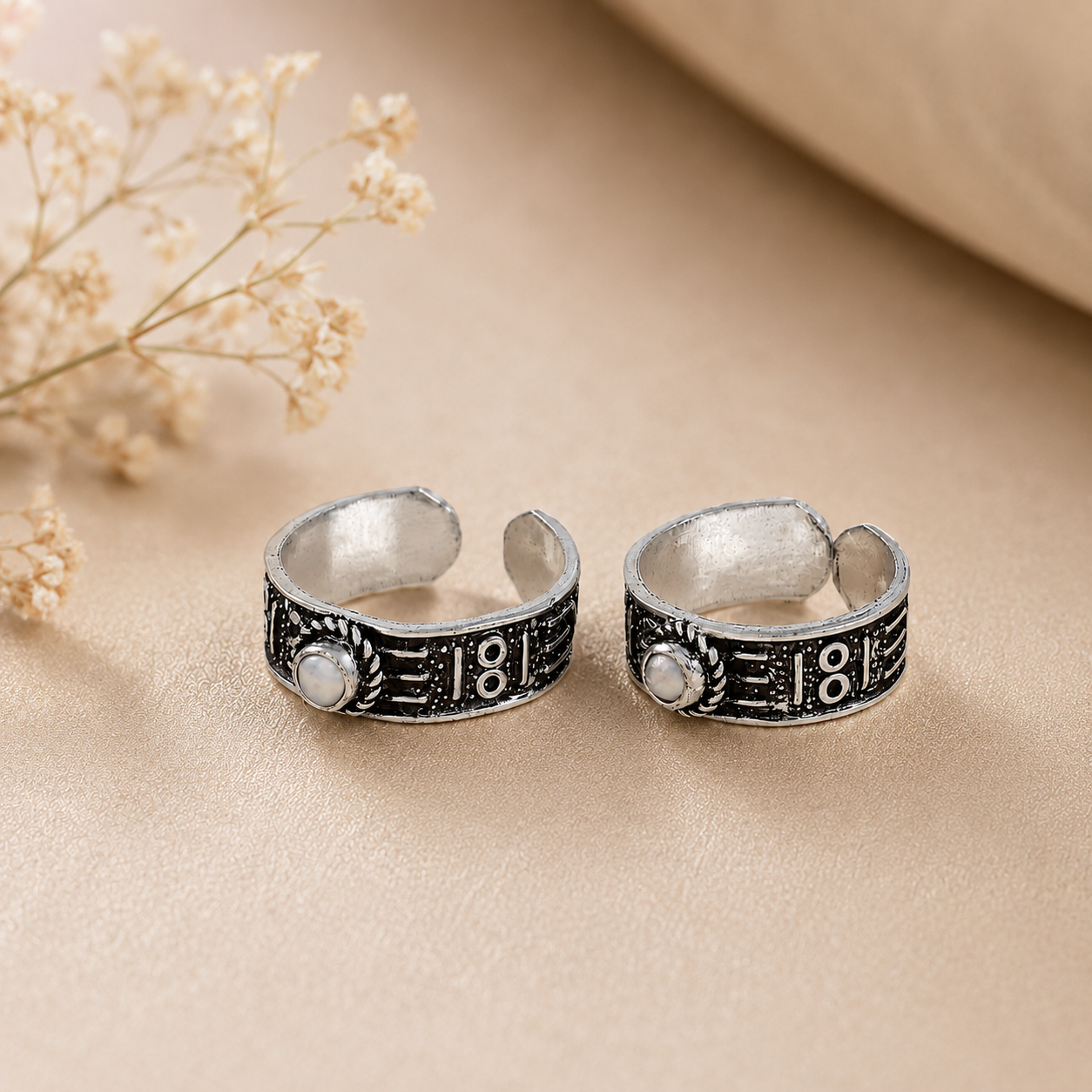 Sneha Tribal Pearl Silver Toe Rings