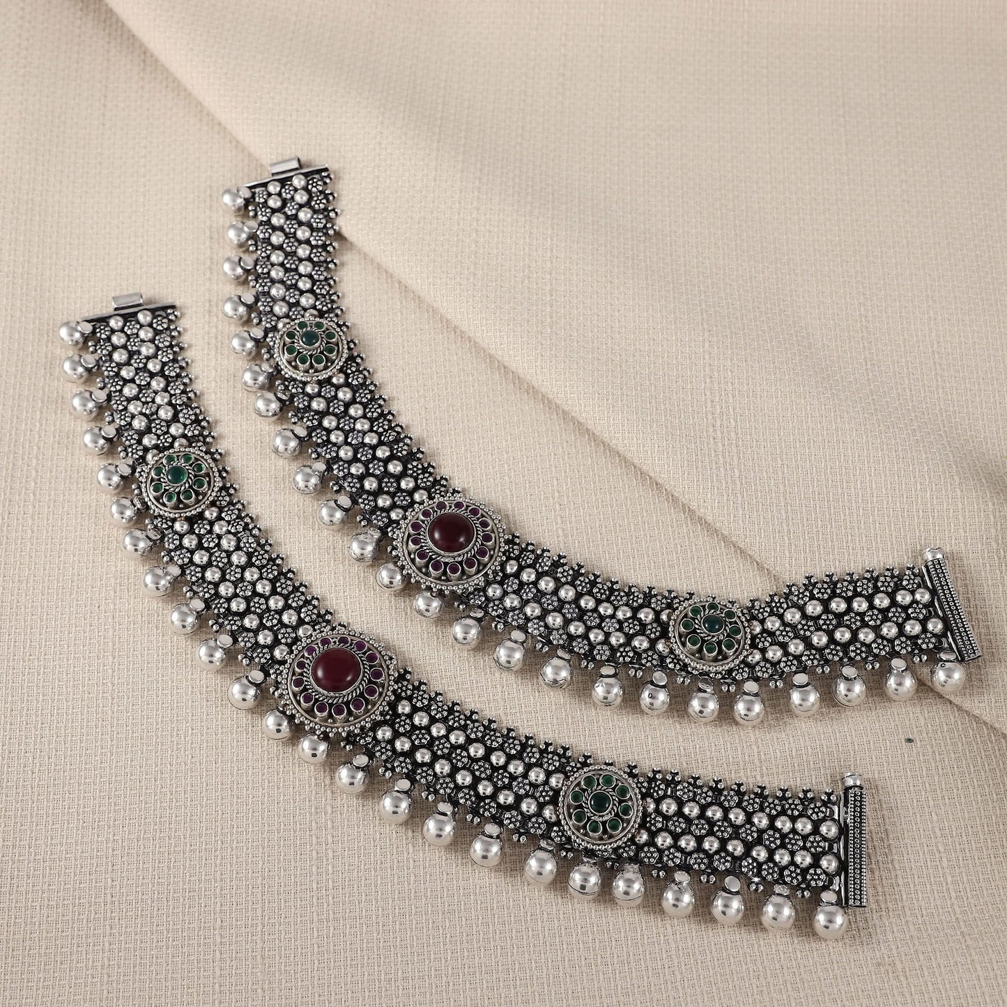 Shriya Elegant Silver Anklets