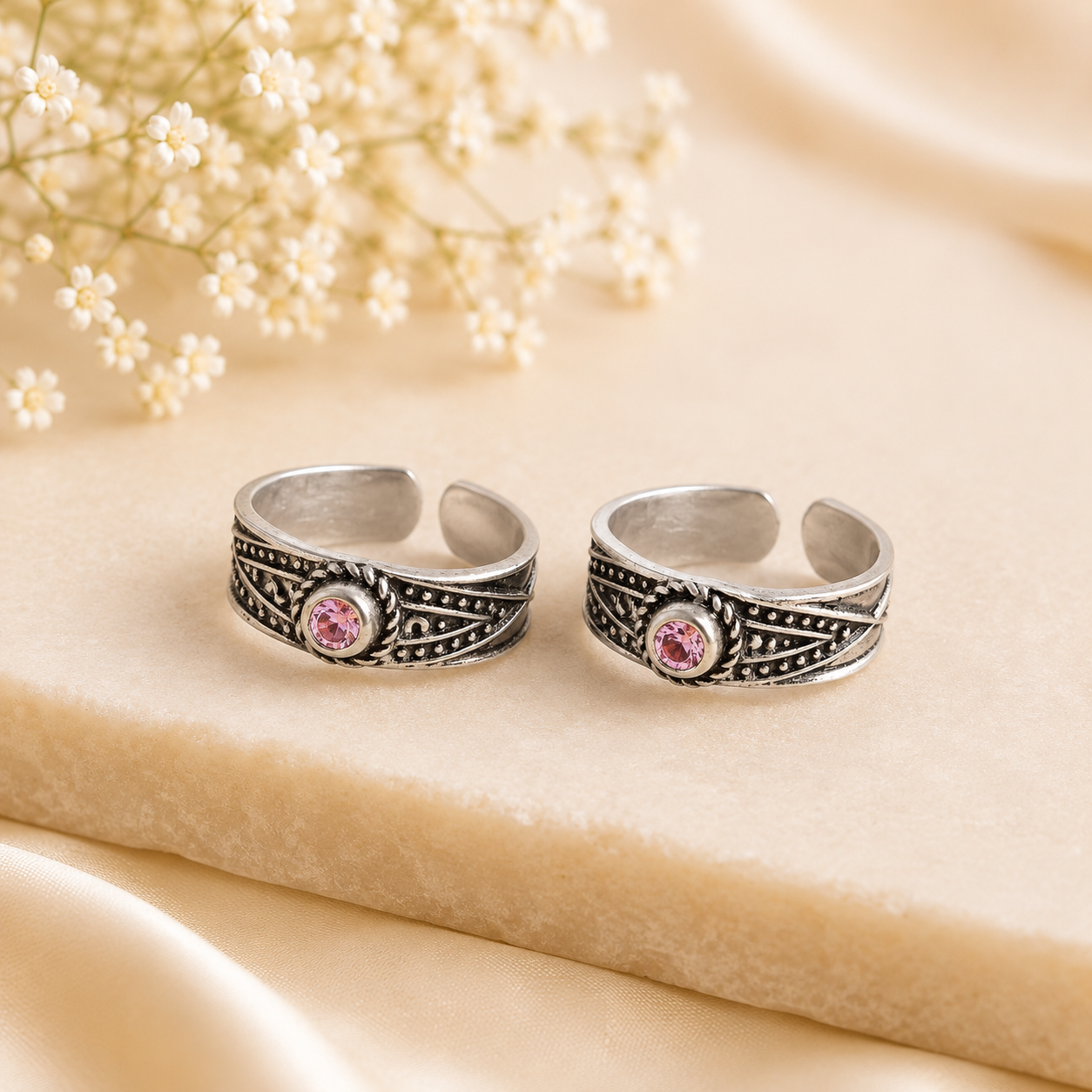 Bhavya Engraved Pink Silver Toe Rings
