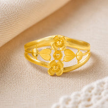 Bhavika Heart Bloom Gold Ring
