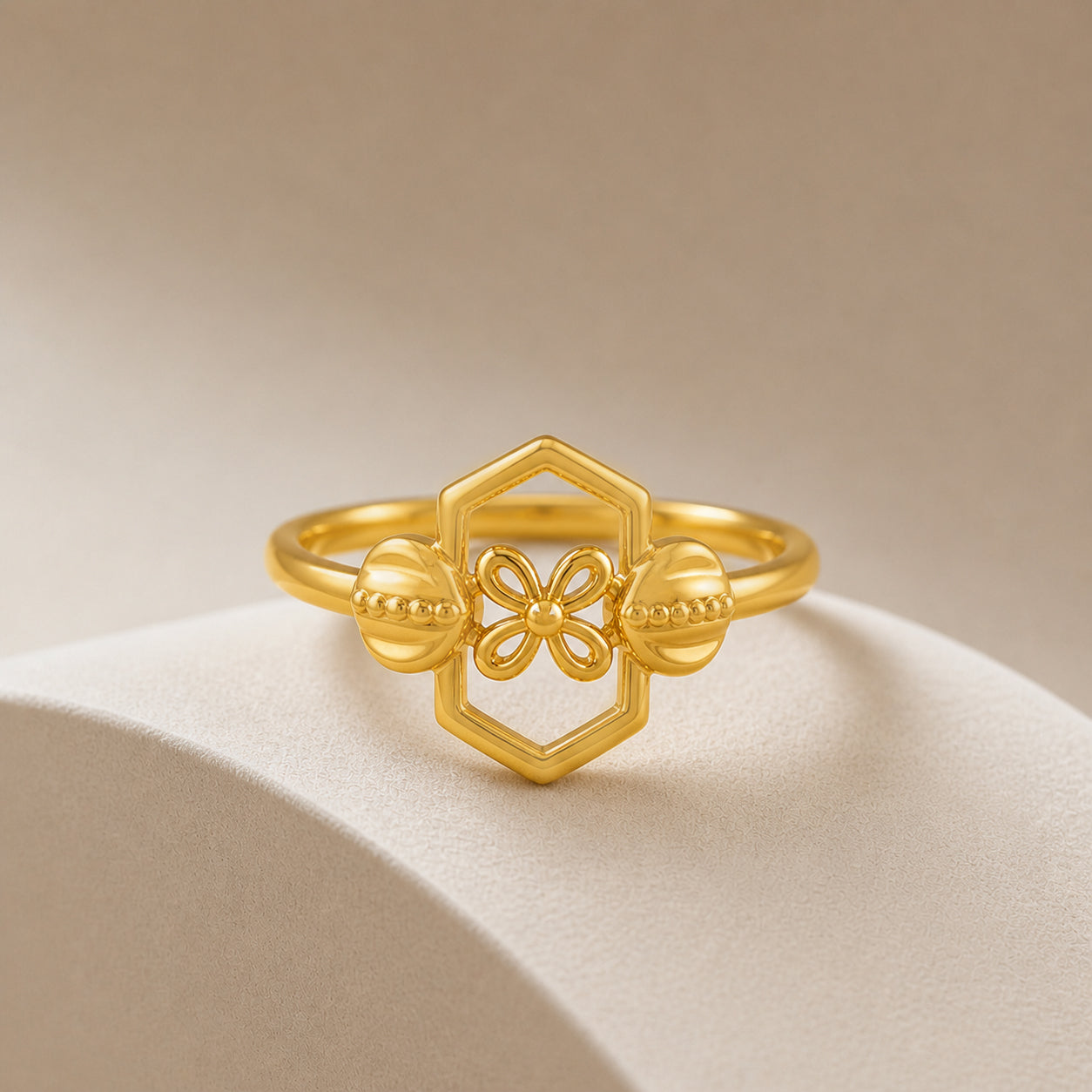 Shanaya Floral Glow Gold Ring