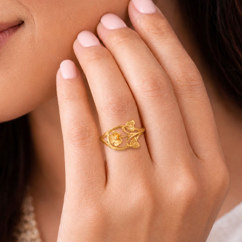 Khushi Rosavelle Heart Bloom Gold Ring