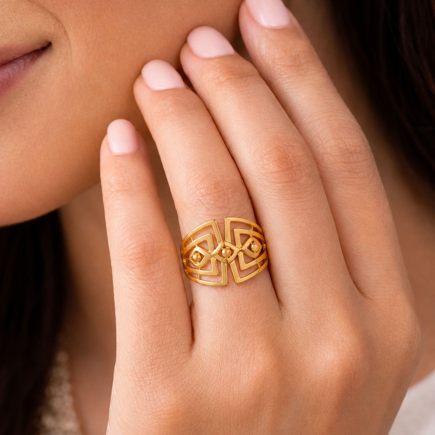 Jaya Elegant Layered Structure Gold Ring
