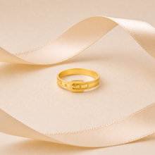 Kajal Elanique Loop Gold Bang