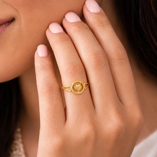 Asha Heart Glow Gold Ring