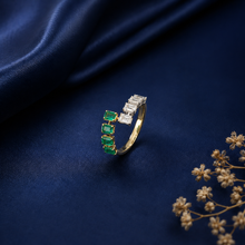 Zariya Emerald Diamond Ring