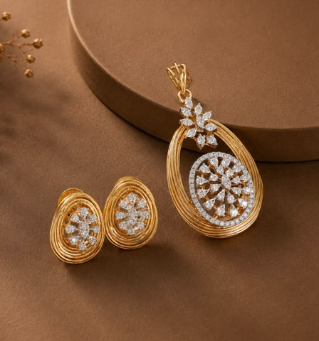 Teardrop Floral Diamond Pendant Set