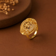 Majestic Bloom Gold Ring