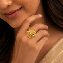 Majestic Bloom Gold Ring