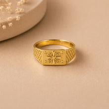 Rajveer Legacy Gold Ring For Him