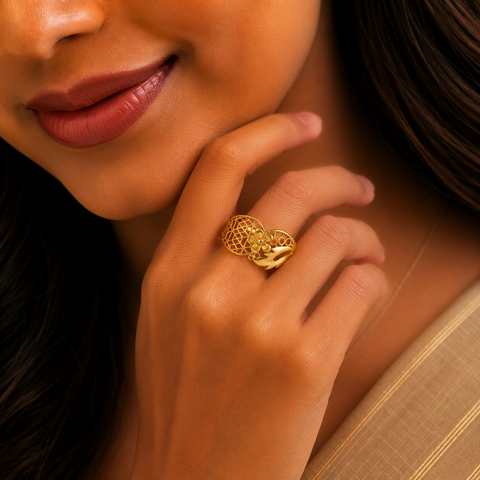 Rishika Floral Mesh Gold Ring