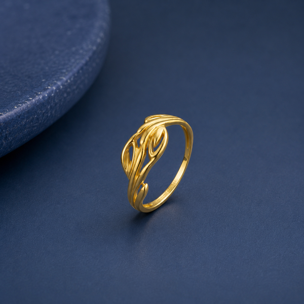 Graceful Vine Leaf Gold Ring