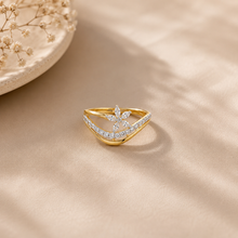 Avnika Dainty Floral Elegance Gold Ring