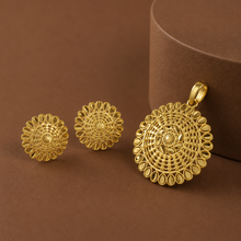 Radiant Aura Openwork Gold Pendant Set