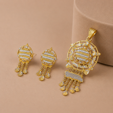 Vaniya Royal Dreamcatcher Tassel Gold Pendant Set