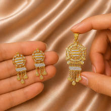 Vaniya Royal Dreamcatcher Tassel Gold Pendant Set