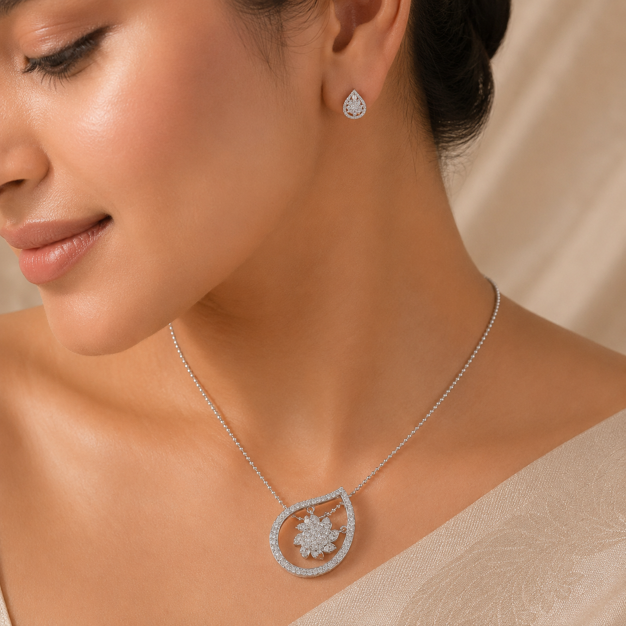 Snowflake Grace Silver Pendant Set